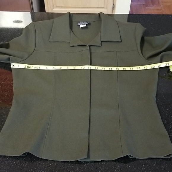 🐢OD Green Skirt Set - Picture 7 of 10